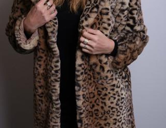 Webshop med tøj til kvinder - sælger tøj til kvinder i alderen 25 - 45 år.