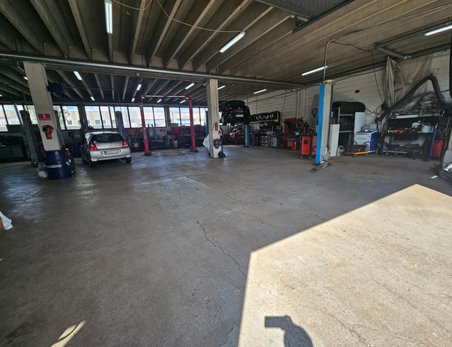 Autoværksted & dækværksted med god kundekreds - Storkøbenhavn