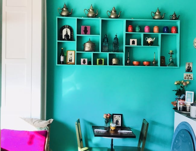 Cafe The a la Menthe - m/ varmt køkken tilladelse til afståelse - Årlig omsætning  1,5 - 2 mio.