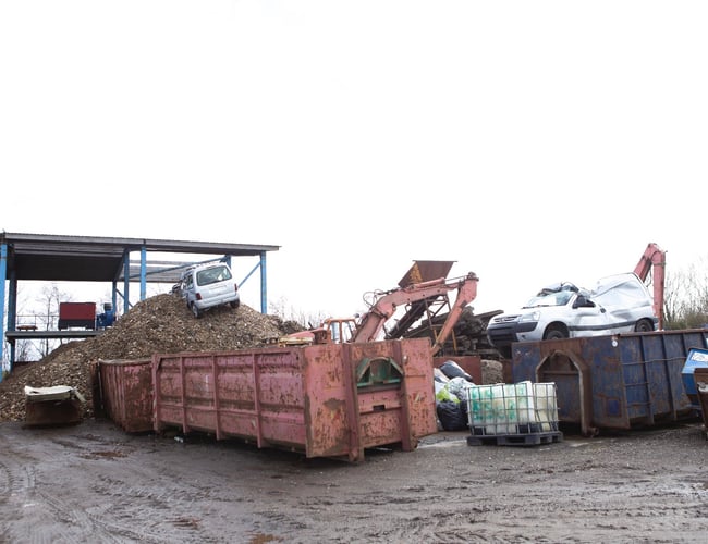 Etableret Skrothandler med metpro hammermill shredder - Skrot fra både virksomheder, kommuner, affaldsselskaber og private. 