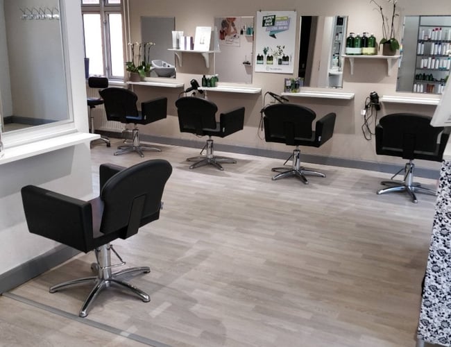 Frisør salon i Borup til salg - Overskud på 634.000 kr. 