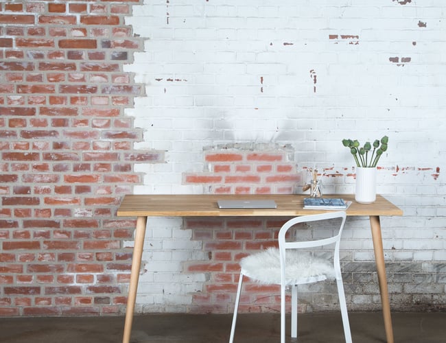 Designbystorm - Produktionsvirksomhed af flotte kvalitets plankeborde og lign. i nordisk design