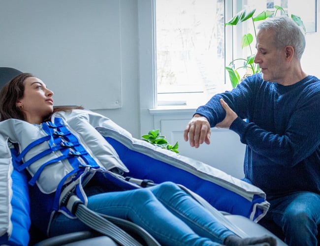 Klinik med +3000 kunder i Kbh. (kan flyttes) kan blive din- nedsat 100.000