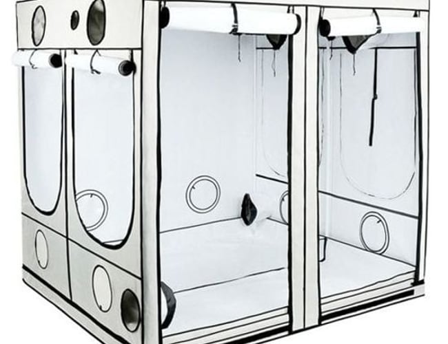 Webshop og butik med salg af gro udstyr i hele skandinavien - Resultat før skat på 1.000.000 kr. 