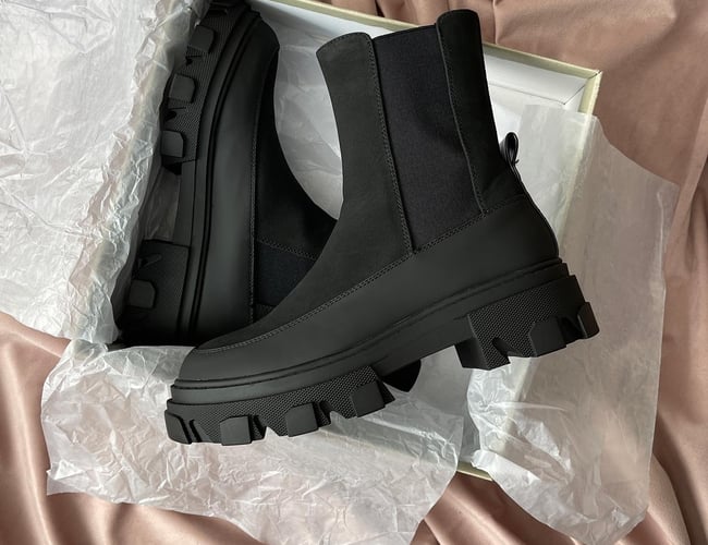 Tøj webshop - Omsat for over 610.000 kr. i de første 8-9 måneder. Brands som Only, Vero Moda og Bestseller. - 95% turn-key 