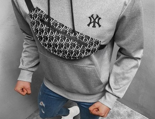 Webshop med salg af Hoodies (LUKKES SLUT SEPTEMBER HVIS INGEN BUD)