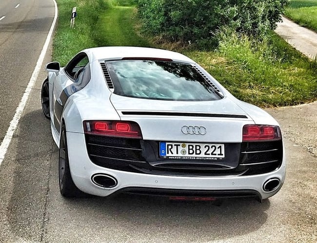 16+ år gammel webshop med biludstyr mm. organisk trafik: 45,4%) velegnet til iværksætteren og firmaer i autobranchen, som ønsker en synergieffekt