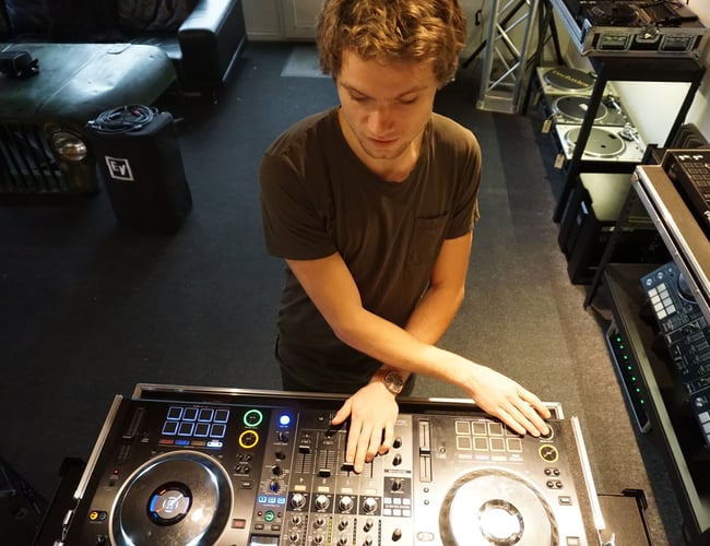 Salg, service og reparation af DJ udstyr 