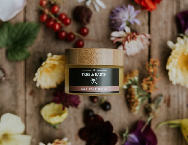 Tree & Earth Skincare til salg - lækkert vegansk hudplejebrand med egenproduktion - Kan købes med: Bitcoin eller Ethereum.