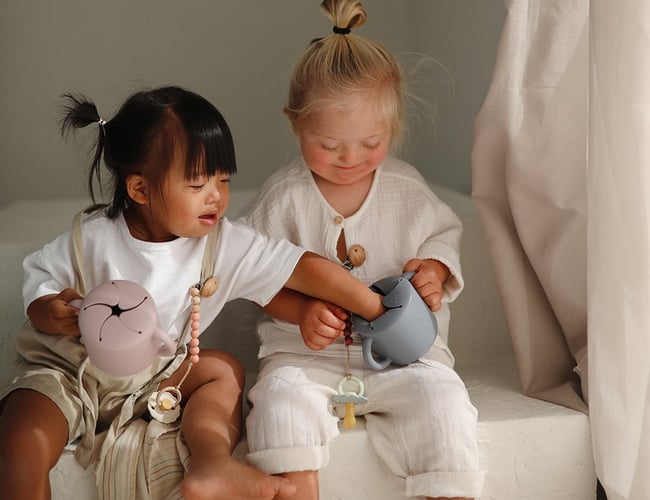 Little Green Sky børne webshop til Salg - over 20 brands, som sælger organisk og bæredygtigt tøj