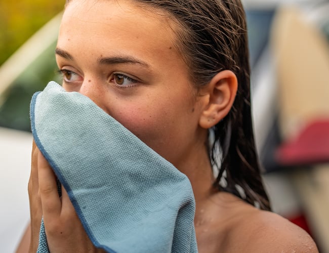 Veletableret Webshop med stort lager af antibakterielle håndklæder (indoor + outdoor)