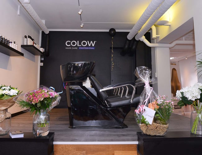 Frisør og Skønhedssalon til salg i Hvidovre - Månedlige leje udgør 10.000 kr. om måneden