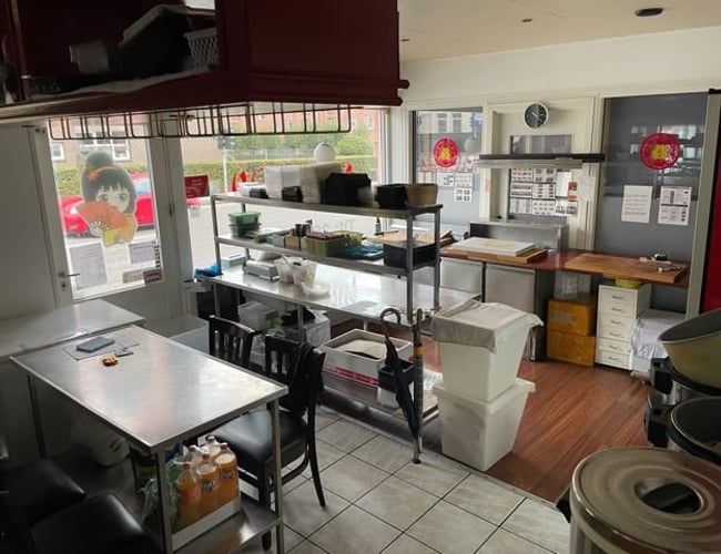 Restaurant til salg - take away med plads til spisende gæster og gode parkeringsforhold i Vanløse.  