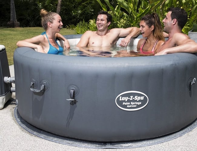 Webshop med salg af pizzaovne, spa og terrasseprodukter - Omsætning 2,3 + m i 2020