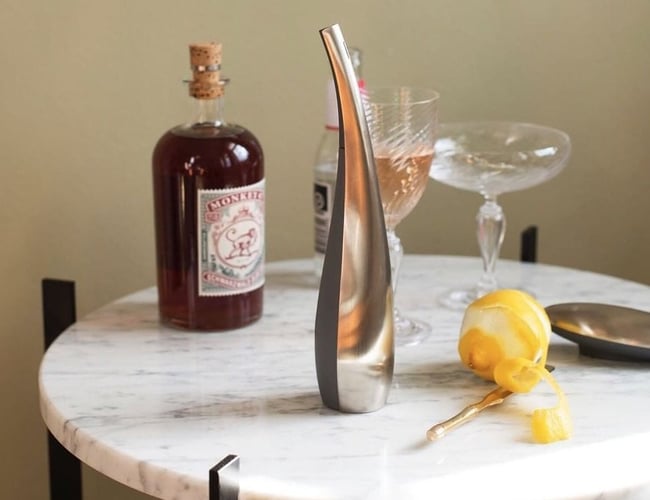 Dansk design start-up søger en kommerciel ansvarlig med partnerskabsdrømme.