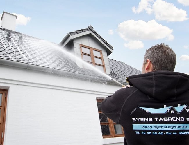 Danmarks førende tagrenser/tagmaler virksomhed - Overskud før skat 2.100.000 DKK