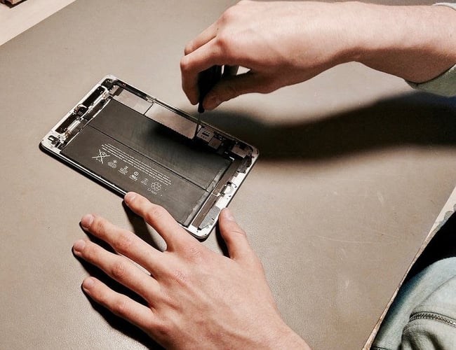 IPhone- og iPadreparatør med webshop