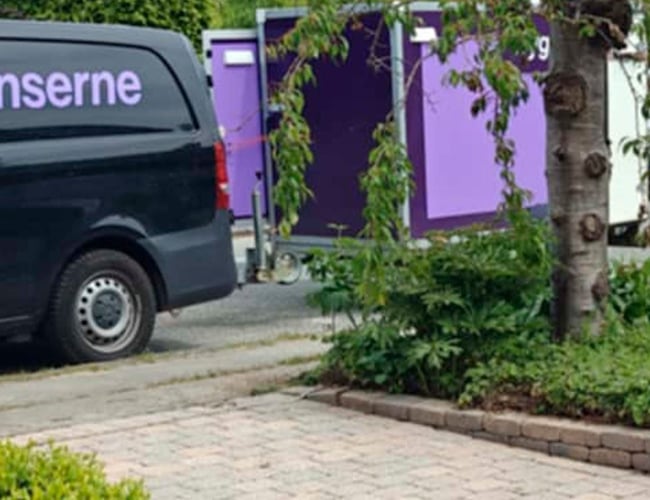 Skalerbar servicevirksomhed (fliserens og algebehandling)