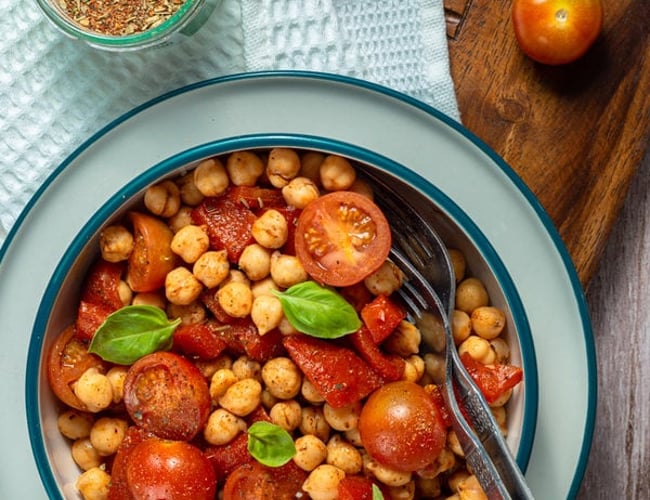 Webshop med salg af krydderier til planter - Omsætning seneste 12 måneder: 240.000 kr.