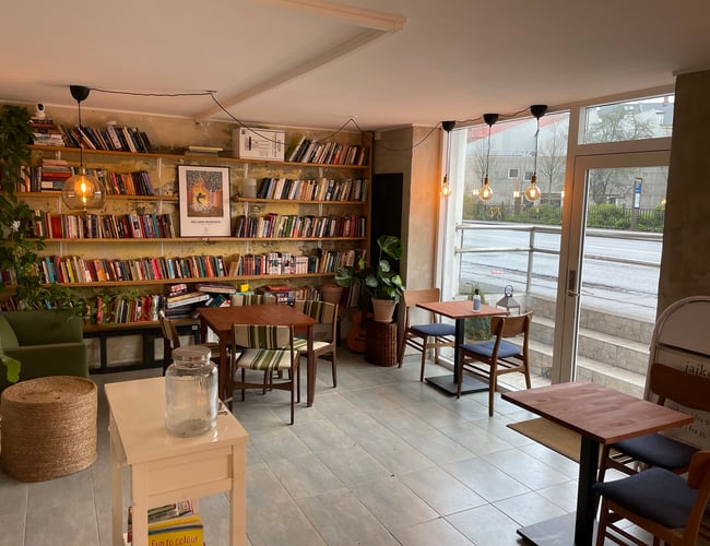 Café - restaurant - fantastisk lokation i Aarhus - Huslejen er på 4.500 kroner.   