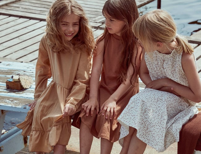 Børnetøjsbrand med tilhørende webshop - gro.dk