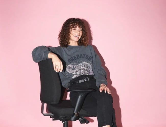 Krom2 - Eksklusivt webshop (tøj) til salg - Omsætning på cirka. 700.000 kr.