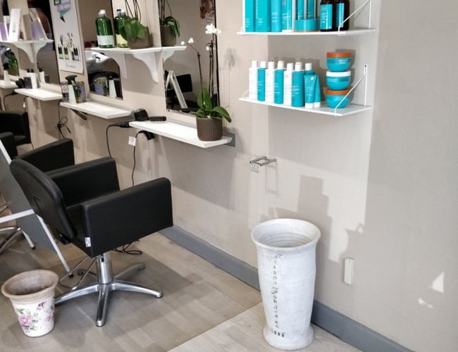 Frisør salon i Borup til salg - Overskud på 634.000 kr. 