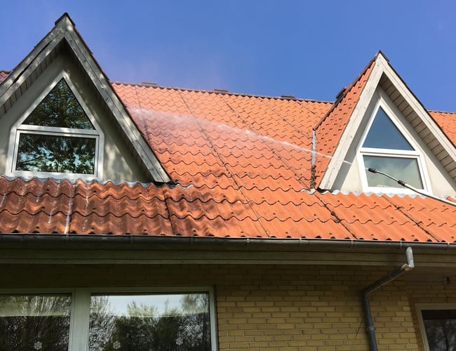 Abonnementsforretning med årlig omsætning på 130.000 kr.