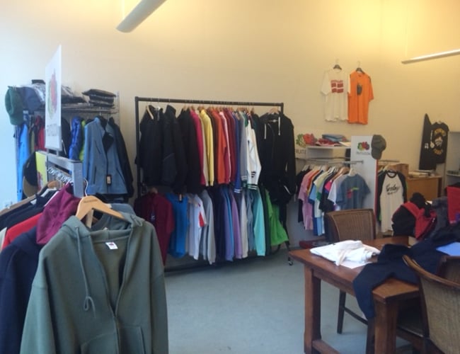 Velrenommeret tekstiltryk og broderi virksomhed