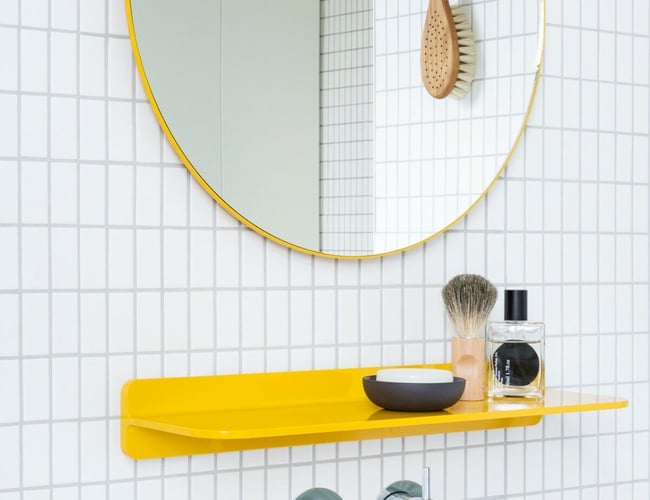 moderne sortiment af badeværelsesudstyr