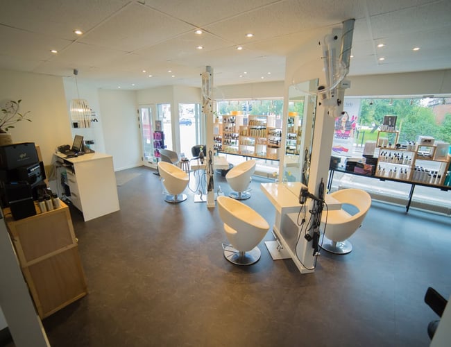 Frisørsalon i Herning til salg - høj bookingprocent og stort kundegrundlag