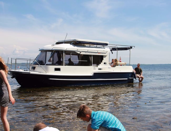 Unikt luksus bådudlejningsfirma med faste havnepladser