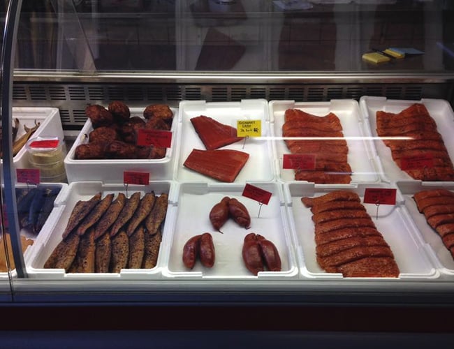 Røgeri og fiskebutik til salg - Faste Ruter - Omsætning 1.543.340 DK - Farsø