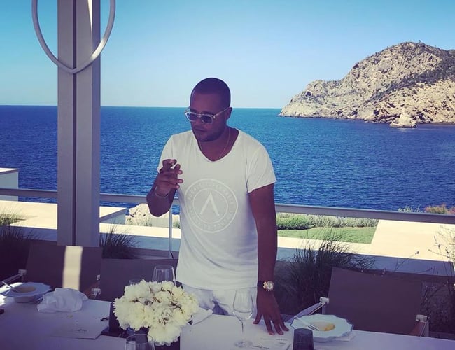 Kendt dansk fashion brand til salg - Omsætning 1,1 mio kr - Avance gennemsnit 60-80%