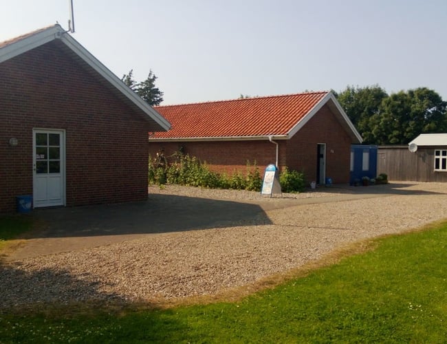 Campingplads i stort turistområde ved nationalpark vadehavet