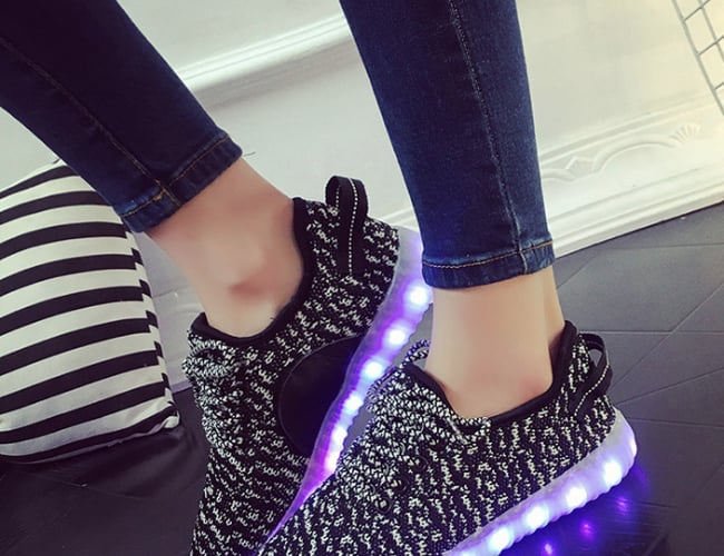 Smartsneakers.dk - Webshop af innovative sko til alle aldre med omsætning på over 1.2 millioner