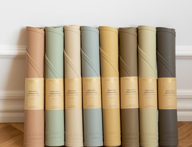 Børnebrand Everleigh & Me inkl. Webshop: Stoleunderlag og funktionelle børneprodukter