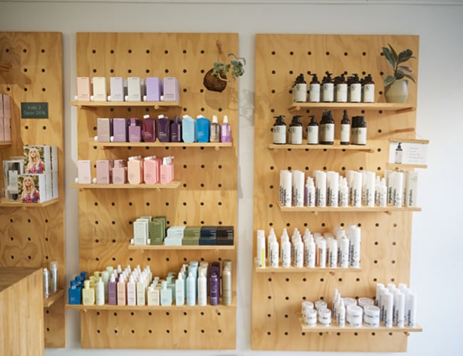 Populær frisørsalon med stort kundekartotek på Frederiksbjerg, Aarhus.