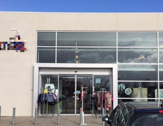 Stækt nedsat ved hurtig handel.  salg af tøj og tilbehør til de mindste (4,3 millioner i omsætning 2015/16)