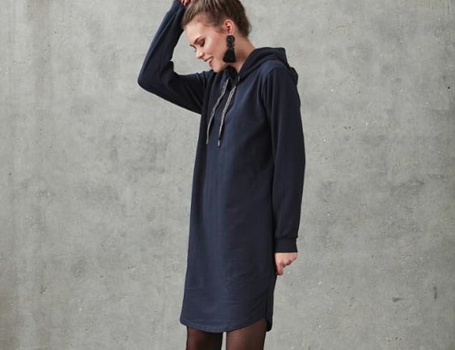 Tøjbutik med fokus på damemode i Grenaa centrum - Løn til ejer og overskud på ca. 540.000 kr.