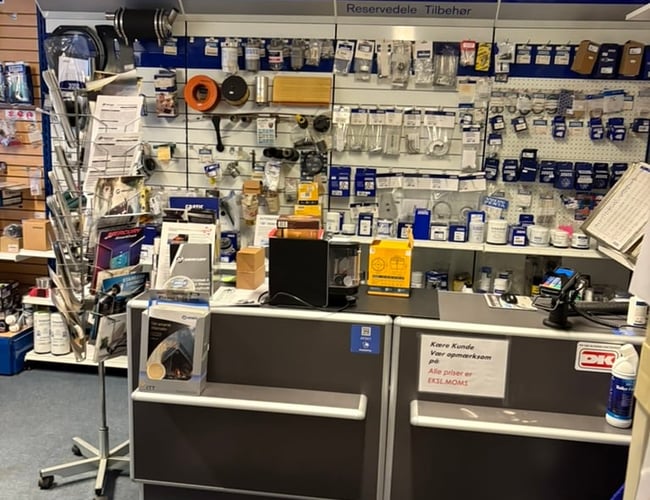 Marineværksted til salg