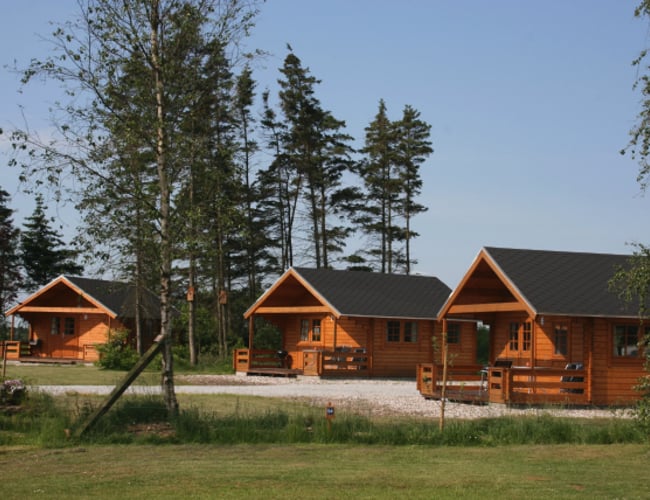 Camping & Feriecenter - Aktiver i bygninger samt luksus hytterne ca. 15.000.000 DKK 