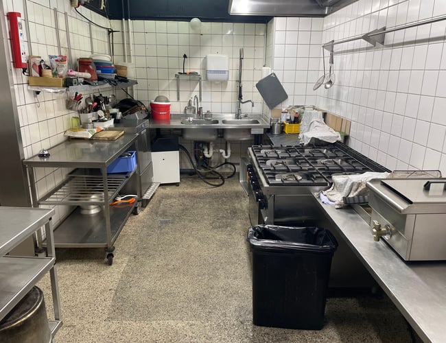 Take Away eller Smørrebrødsforretning OBS NY PRIS !