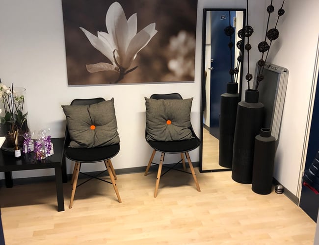 Attraktiv klinik til slanke- og smertebehandlinger