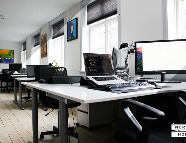 Virksomhed der driver overskudsgivende kontorfællesskab til salg