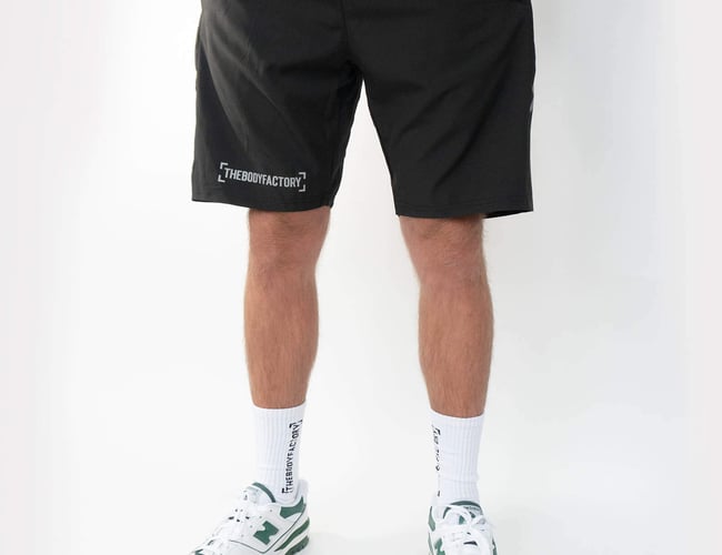 Webshop med træningstøj til mænd og stort kundekartotek. -  Omsætning er 2.760.000 DKK siden start.