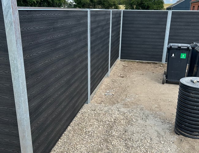 Komposit hegns firma. 