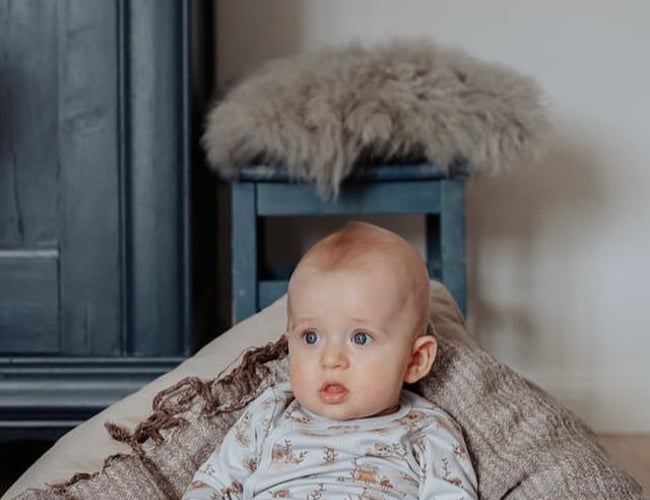 Luckybaby.dk - Webshop med salg af børnetøj med varelager