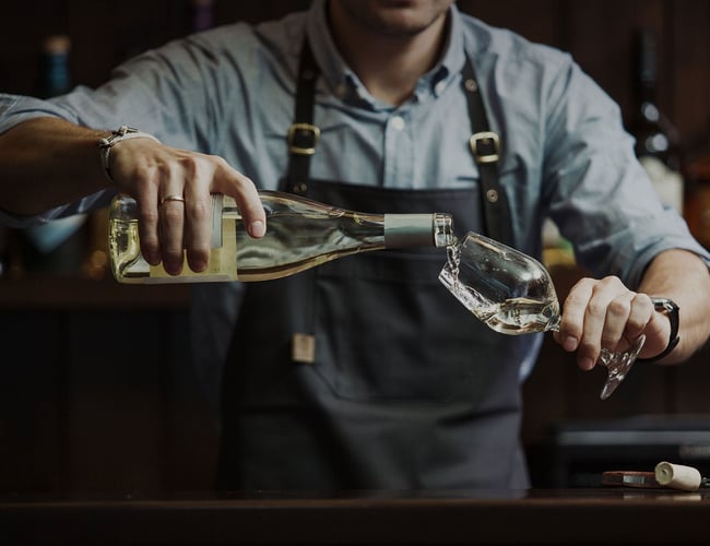 Platform for formidling af vinsmagninger (+ øl, gin, rom osv) til firmaer og private