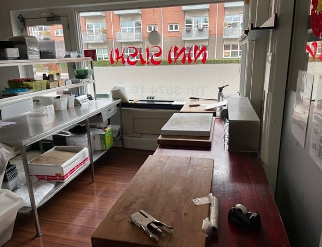 Restaurant til salg - take away med plads til spisende gæster og gode parkeringsforhold i Vanløse.  